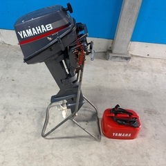 ヤマハ8馬力船外機の画像