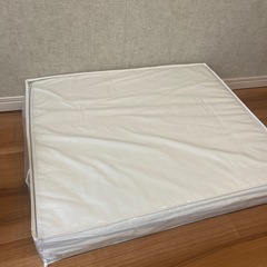 ベビー布団と布団カバーのセットの画像