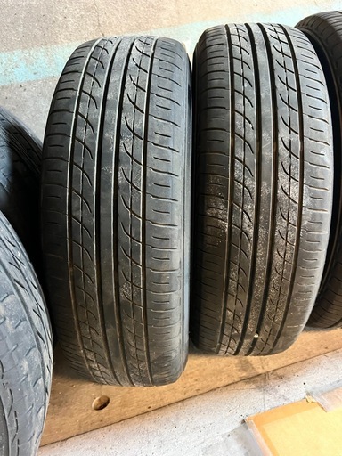 155/65R13アルミホイルセットと空タイヤ