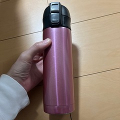 水筒の画像