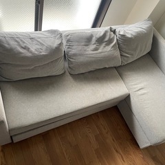 ニトリソファベッドとこたつの画像