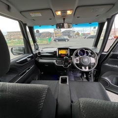 honda N-box customの画像