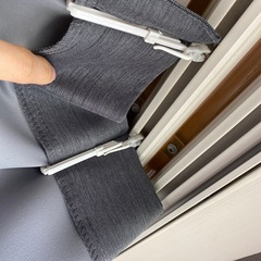 カーテンの画像