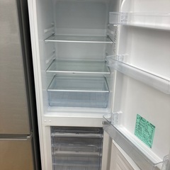 【トレファク高槻店】安心の6ヶ月間保証！取りに来れる方限定！Hisense(ハイセンス）の2ドア冷蔵庫のご紹介です！の画像