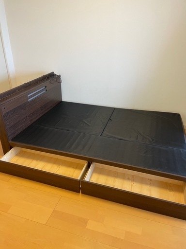 超美品?ダブルベッド‼️