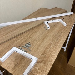 パソコンデスクの画像