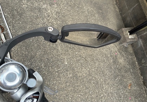 電動自転車　バッテリー充電器付き