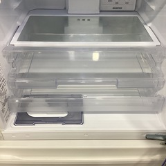 【トレファクピエリ守山店】【取りに来られる方限定】MITSUBISHI　3ドア冷蔵庫 2023年製の画像