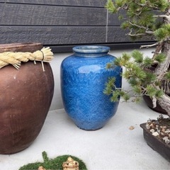 大きな壺の画像