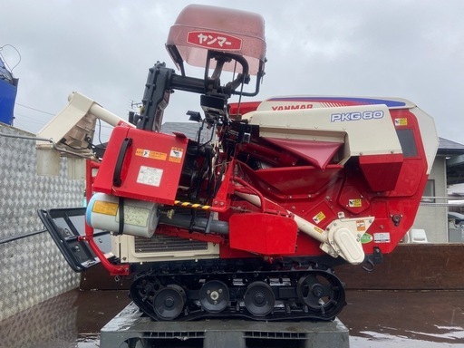 ヤンマー 自動脱穀機 PKG80 8馬力 ガソリン ハーベスター 脱穀 脱こく クローラー 稲 麦 中古 配送可