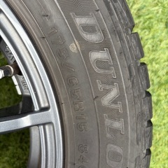 175/65R15 スタッドレス４本セットの画像