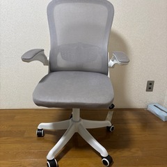 滑車付き椅子の画像