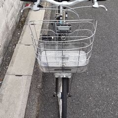 ✨美品　アルベルト　5段変速　スペアキーあり　27インチ　ブリヂストン：自転車　クロスバイク　通学　通勤の画像