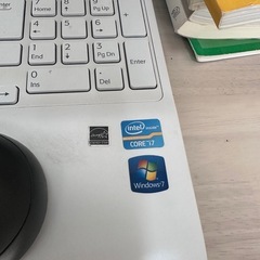 ノートパソコン の画像