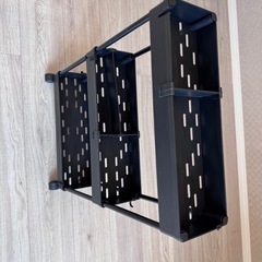 キャスター付き隙間収納の画像