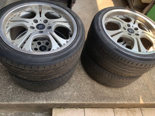 アルミホイール　タイヤ225/45ZR18 95Y　