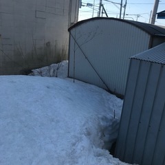 中古の車庫、物置き様々な用途に使えます。値下げ交渉出来ますの画像