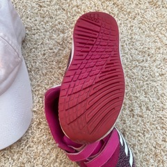 キャップ&スニーカーの画像