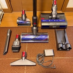 Dyson V12 submarine 水拭き対応 値下げ交渉不可の画像
