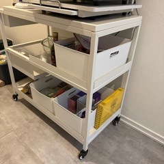 【美品】IKEA トロッテン　ワゴンの画像