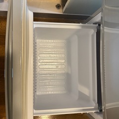 シャープ冷蔵庫の画像