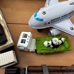 トミカ等ミニカーの画像