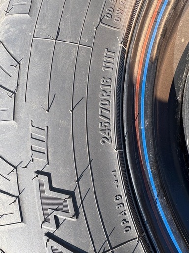 タイヤホイール4本セット(245/70R16)