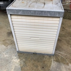 小さい倉庫の画像