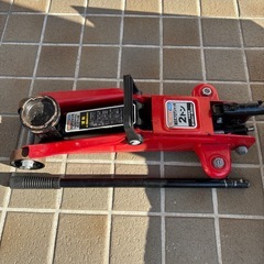 【お急ぎください‼️】油圧式　フロアジャッキの画像