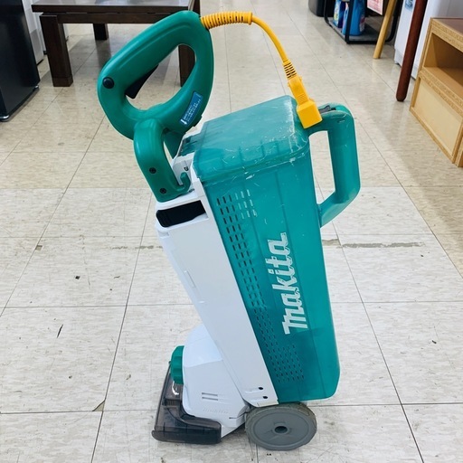 【ジモティー割引で最大15％OFF⭐️】MLM1610 makita 160ｍｍ電動芝刈機