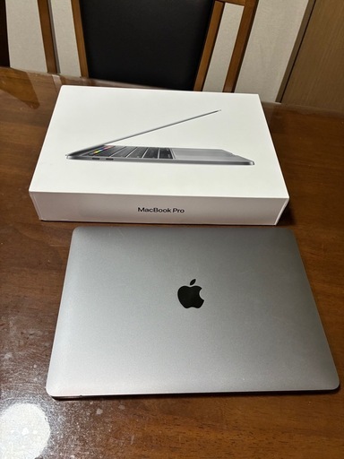 Mac book pro 13-inch 512GB