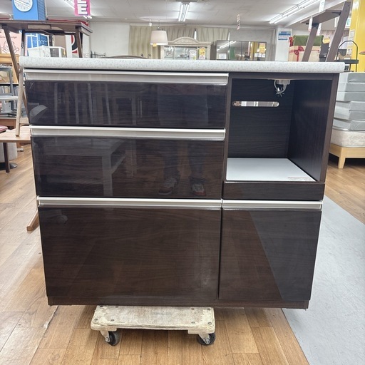 【?買取市場 柴田店】 I309 ? ジモティー限定価格！ NITORI キッチンカウンター 食器棚 アルミナ2 100CTDBR ⭐
