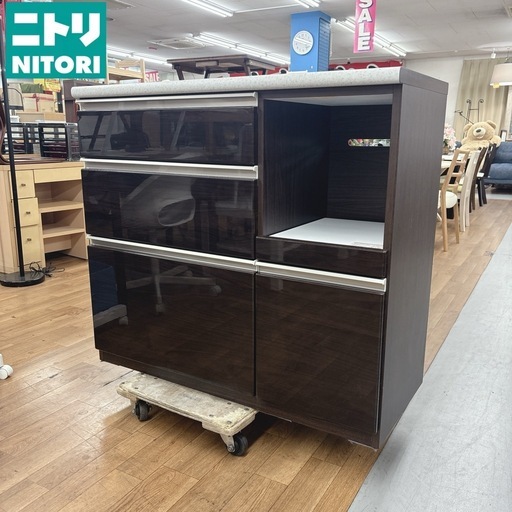 【?買取市場 柴田店】 I309 ? ジモティー限定価格！ NITORI キッチンカウンター 食器棚 アルミナ2 100CTDBR ⭐