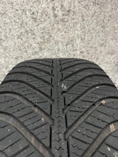 【最終値下げ?】ジープ レネゲード 純正タイヤホイール 空気圧センサー付き　　　　