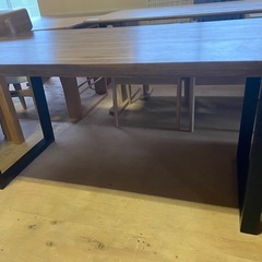 長テーブルの画像