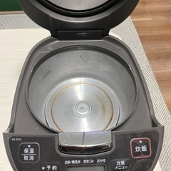Sharp 炊飯器の画像