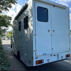 FUSO キャンピングカー ホワイト　走行距離　201,700kmの画像