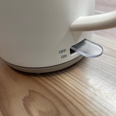 【電気ケトル】【ドリテック】クリーニング済み【管理番号0325】野の画像