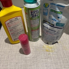 【未開封・4点セット】エアコン洗浄スプレー・床用ワックス・ファブリーズ他の画像