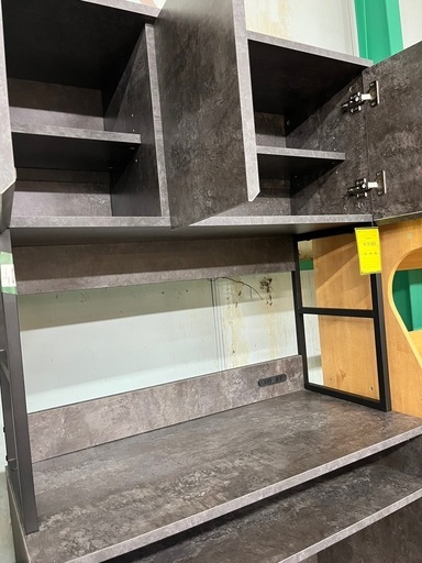 ジャングルジャングル貝塚店　レンジボード　カップボード　グレー　３枚扉　アイアン　2口コンセント　オープンボード　キッチン　食器棚　大