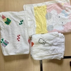 赤ちゃん用布団の画像