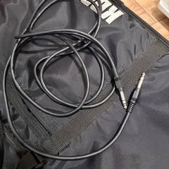 ≪12000円≫【訳あり】KORG TRITON シンセサイザー｜ケース付き｜電源コードなし｜動作未確認の画像