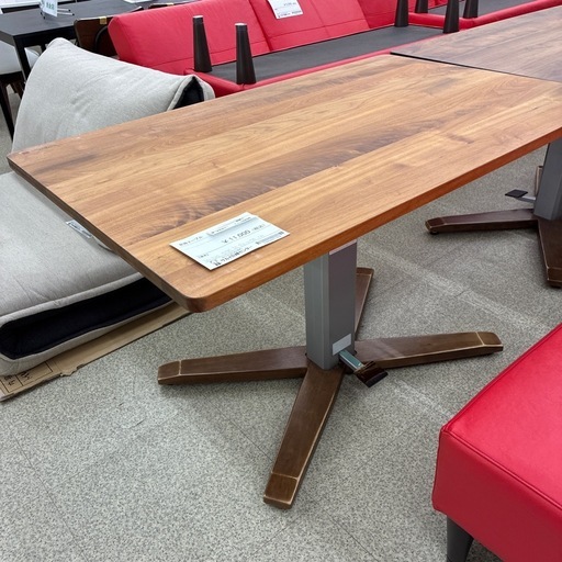 リユースのサカイ東金店　美品！昇降テーブル　TJ18296