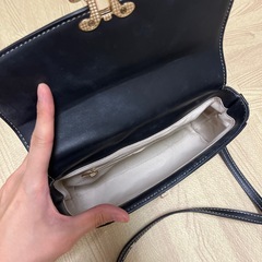 ショルダーバッグの画像