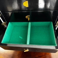 【希少】螺鈿 ジュエリーボックス 中国風 漆器 小物入れ アンティーク風 収納  木胎漆器の画像