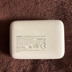 モバイルバッテリー　10000mA 大阪市OR吹田市近辺現地手渡し限定の画像