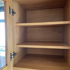 食器棚　カントリー調　3月29日までの画像