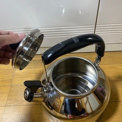 ステンレス製ケトル　笛吹きケトル の画像