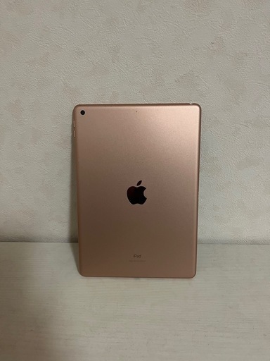 【受け渡し予定者決定】iPad(第8世代) カバー付き