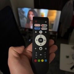 65インチ 4K Google TV FPD リモコン付 動作良好の画像